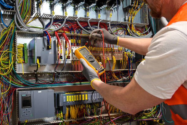 Best Commercial Electrician Services  in Navy Yard City, WA